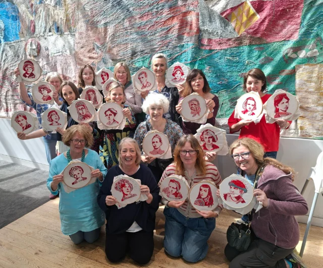 Come on down to The Brooks from the 14th-20th September from 10am-4pm, and explore a vibrant new community arts exhibition, Out of The Shadows, part of Winchester Heritage Open Days @winchesterhods @outoftheshadowswinchester. Celebrate the remarkable women whose achievements were overlooked, forgotten or hidden, as well as interactive exhibits that bring their stories to life! See you there👩🖼️!