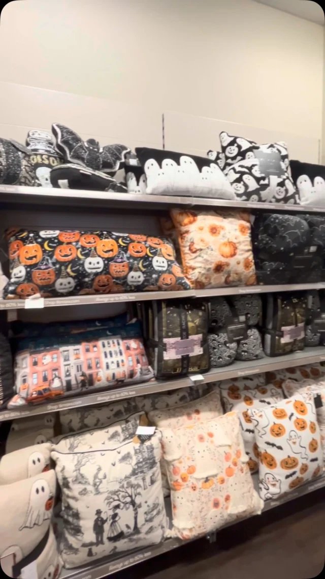 Not sure where to go for your Halloween decor this year? Come on down to TK Maxx here at The Brooks, and browse through their spooky selection👻✨!