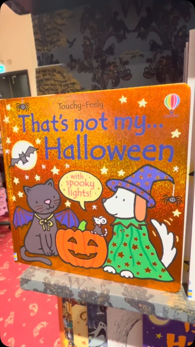 Come on down to Waterstones here at The Brooks! They are stocked up with autumn/halloween page-turners to get you through the crispier days and longer evenings, there is something for all ages🍁📖✨! @waterstoneswinchesterbrooks